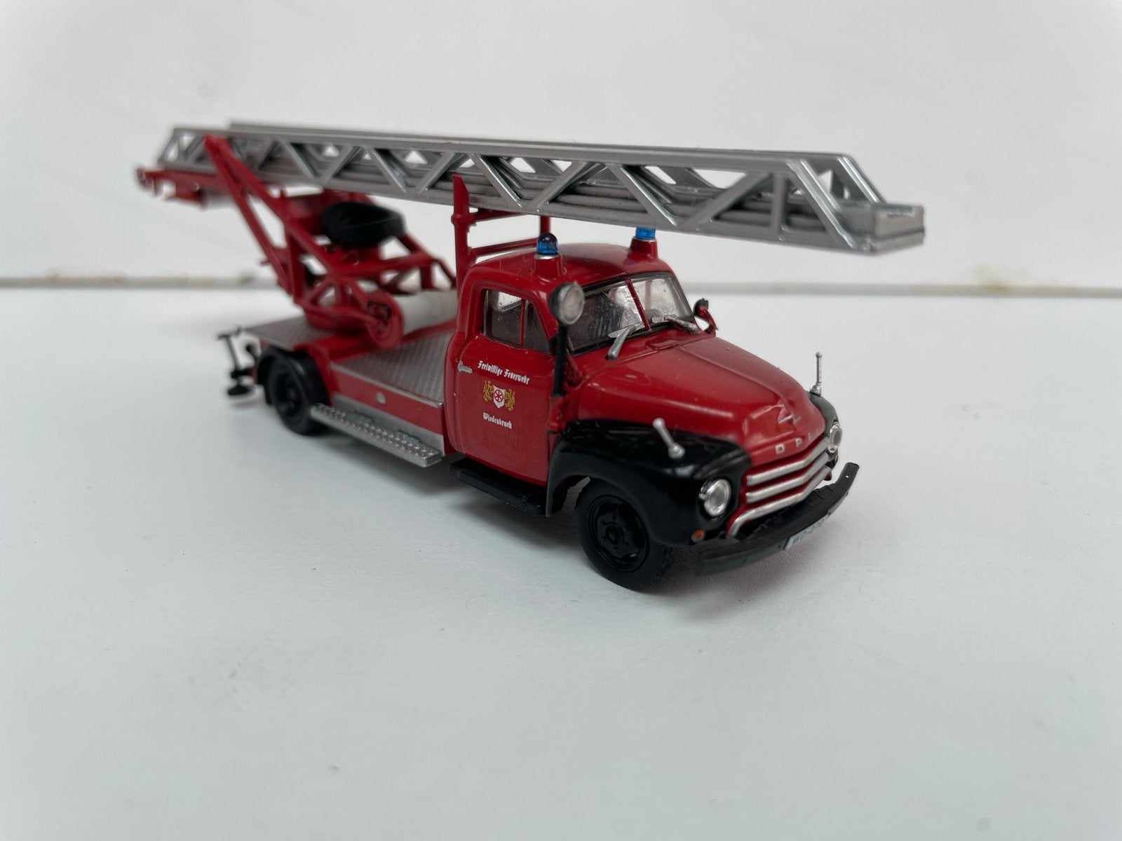 Oude Opel Blitz brandweerwagen modelauto, Ophalen of Verzenden, Zo goed als nieuw, Overige typen