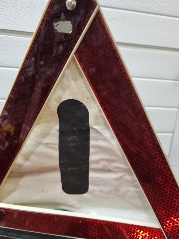 gevarendriehoek in box stevige, Ophalen of Verzenden, 'T Olde Gre-j, Info@toldegrej.nl, Endepoelstraat 20f Didam