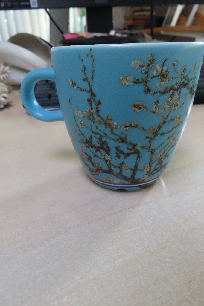 mok amandelbloesem van Gogh  Douwe egberts oude meesters, Huis en Inrichting, Keuken | Servies, Ophalen of Verzenden, Zo goed als nieuw