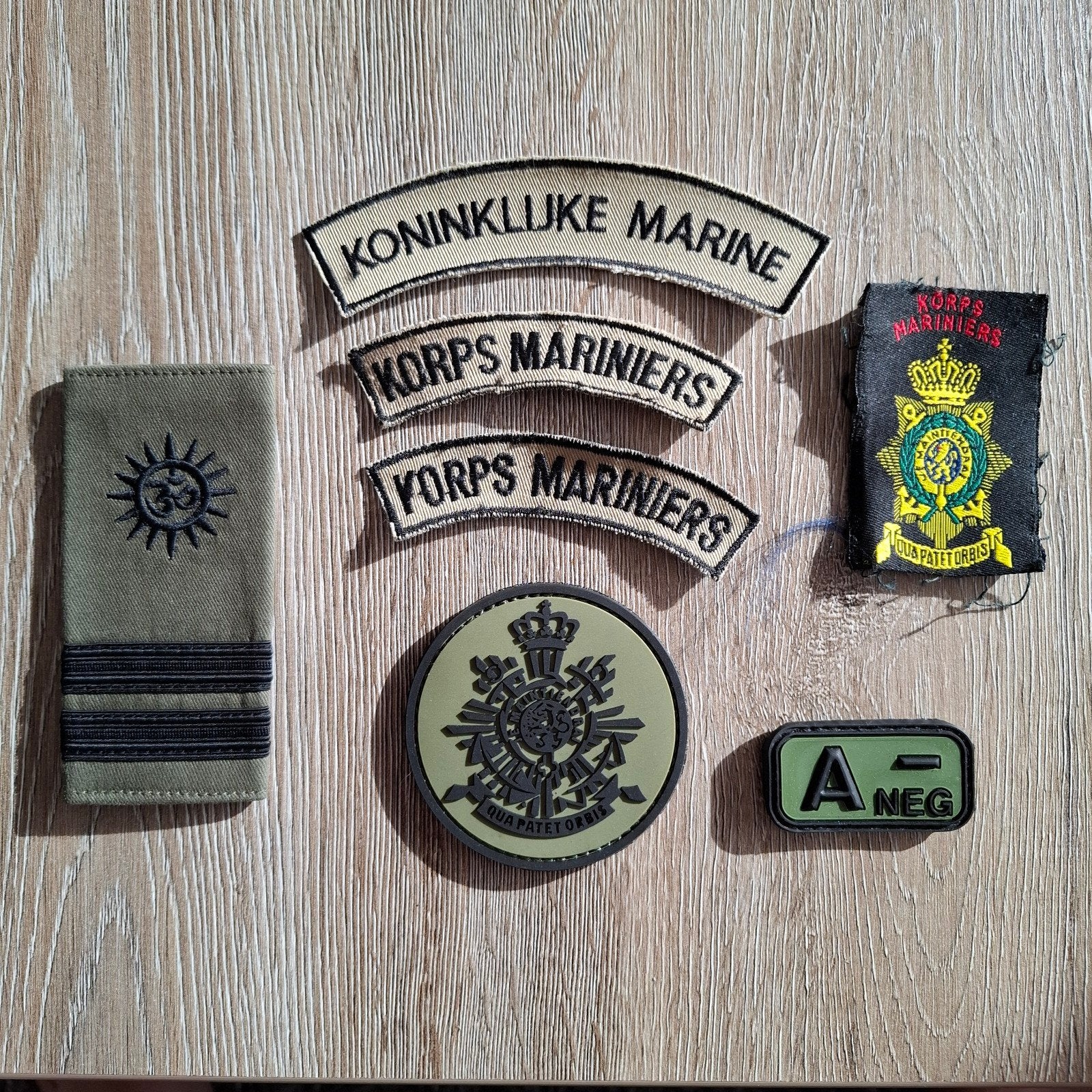 LOT Emblemen Patches Marine/Mariniers, Verzenden, Marine, Nederland, Embleem of Badge