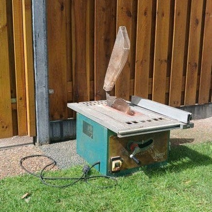 Ferm FZT-250E Zaagtafel - Krachtige Tafelzaag, Doe-het-zelf en Verbouw, Gereedschap | Zaagmachines, Ophalen, Gebruikt, Cirkelzaag