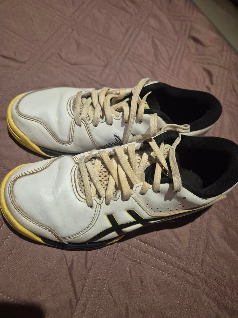 Hockey veld schoenen maat 35, Ophalen of Verzenden, Zo goed als nieuw, Schoenen