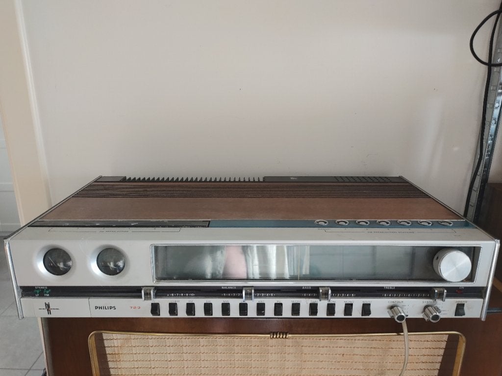 12 receivers Philips. 50 euro. Enkel ophalen., Ophalen, Philips