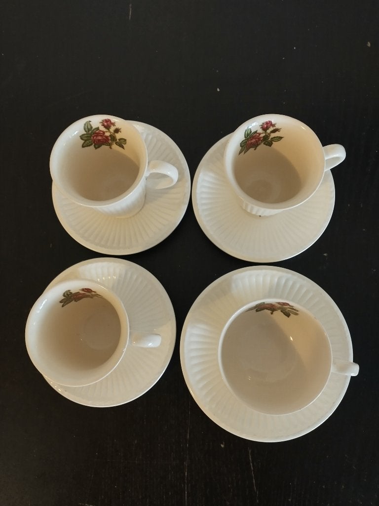 Wedgwood Moss Rose, Ophalen of Verzenden, Zo goed als nieuw, Porselein, Overige typen