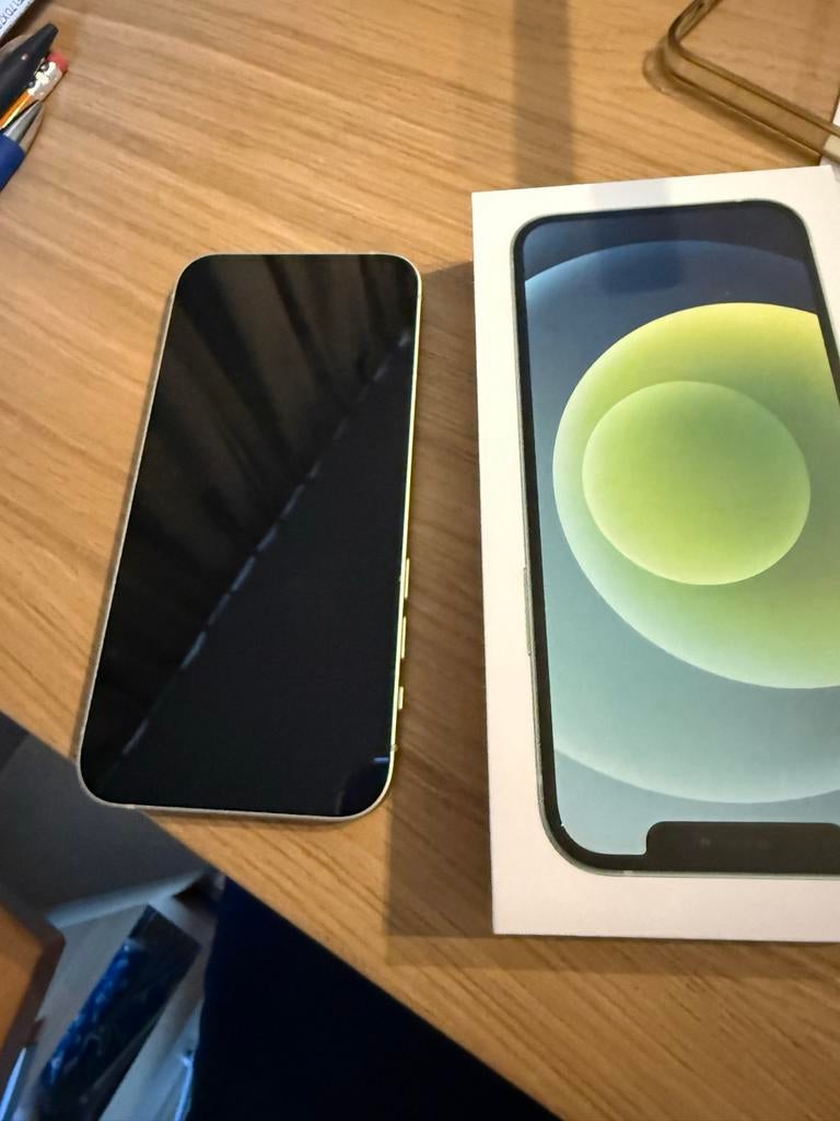 Apple iPhone 12 64GB Groen - Zo goed als nieuw, Ophalen of Verzenden, Zo goed als nieuw, Zonder simlock, Zonder abonnement
