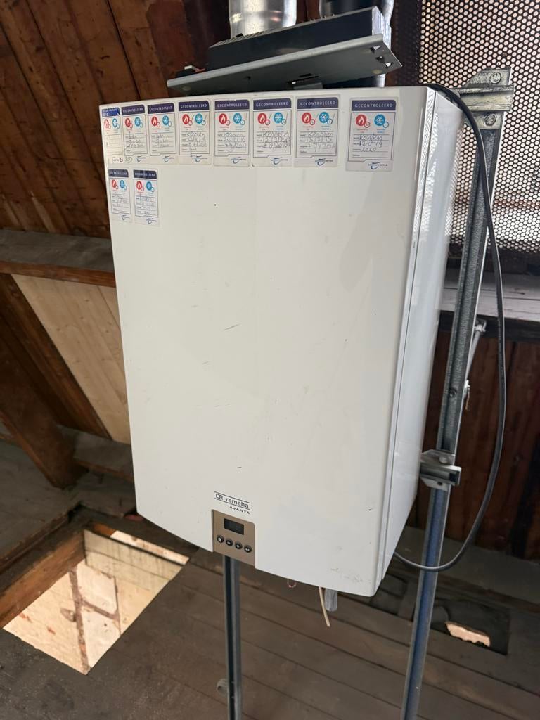 Remeha Avanta 35c CV-ketel, gebruikt, Gebruikt, Hoog rendement (Hr), Cv-ketel of Combi-ketel, Minder dan 60 cm