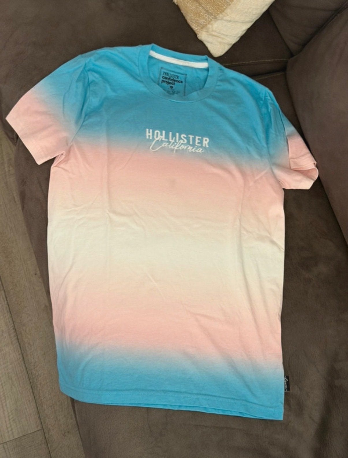 Hollister t-shirt transgender vlag, Ophalen of Verzenden, Zo goed als nieuw, Maat 46 (S) of kleiner, Meerkleurig