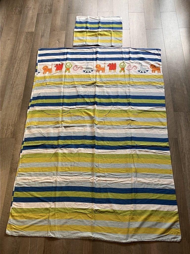 Ikea kinderdekbedovertrek + kussensloop, Ophalen of Verzenden, Zo goed als nieuw, Meerkleurig, Jongetje of Meisje
