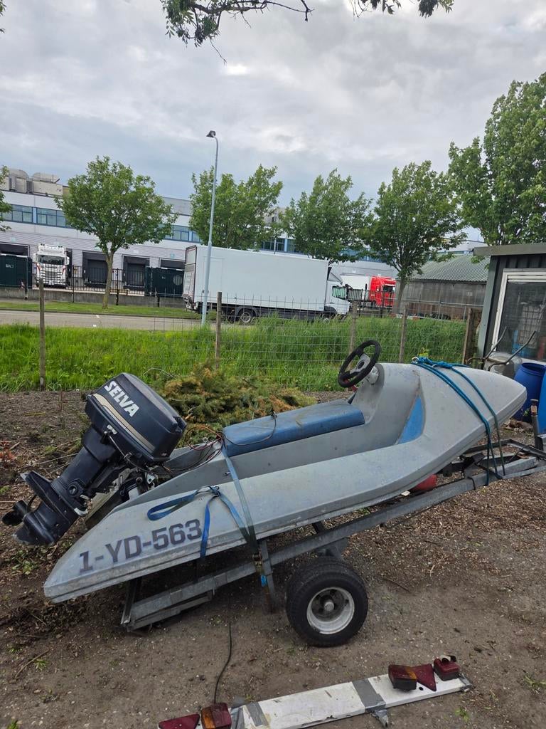 Kleine speedboot/waterscooter met buitenboordmotor & trailer, Watersport en Boten, Bootonderdelen, Ophalen of Verzenden, Gebruikt