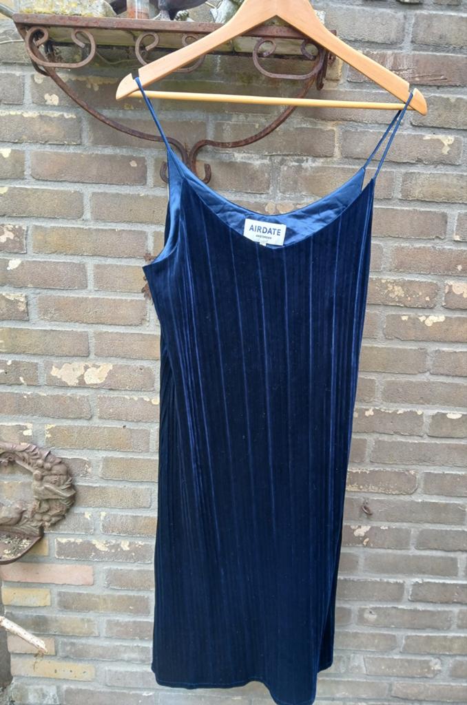 Airdate velours jurkje, Ophalen of Verzenden, Zo goed als nieuw, Blauw, Boven de knie