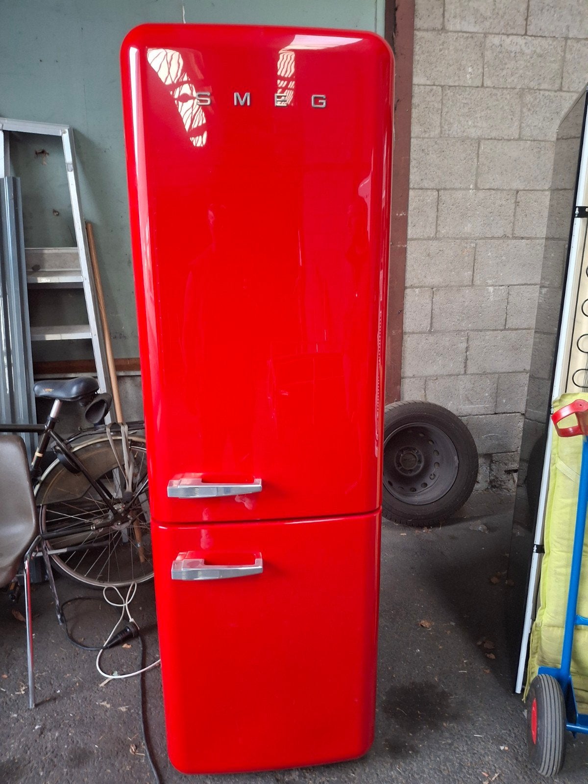 Smeg FAB32 zeer nette rode retro 50 style koelvries combinat, Witgoed en Apparatuur, Koelkasten en IJskasten, 200 liter of meer