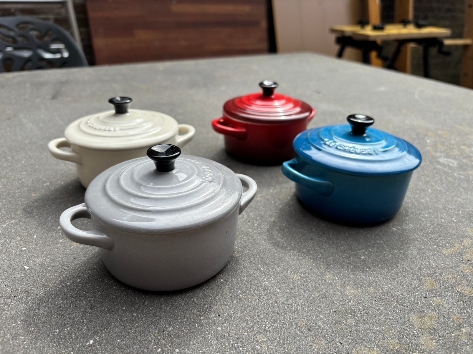 4x Le Creuset mini cocotte met deksel – diverse kleuren, Huis en Inrichting, Keuken | Potten en Pannen, Ophalen of Verzenden, Zo goed als nieuw