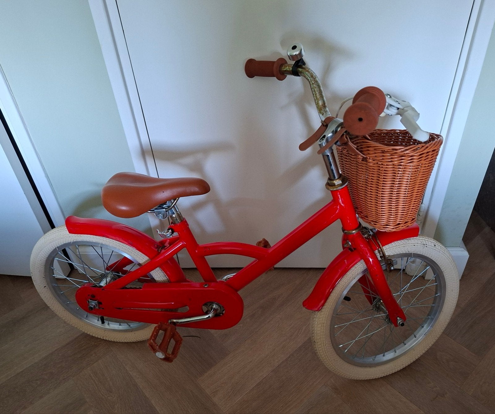 Aangeboden rode 16 inch kinderfiets, Fietsen en Brommers, Ophalen, 16 tot 20 inch, Generation
