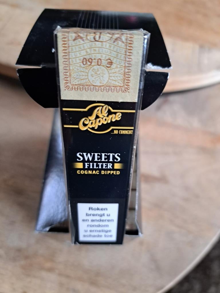 Al Capone Sweets Filter Cognac Dipped Sigaren (20 stuks), Verzamelen, Rookartikelen, Aanstekers en Luciferdoosjes, Nieuw, Overige typen