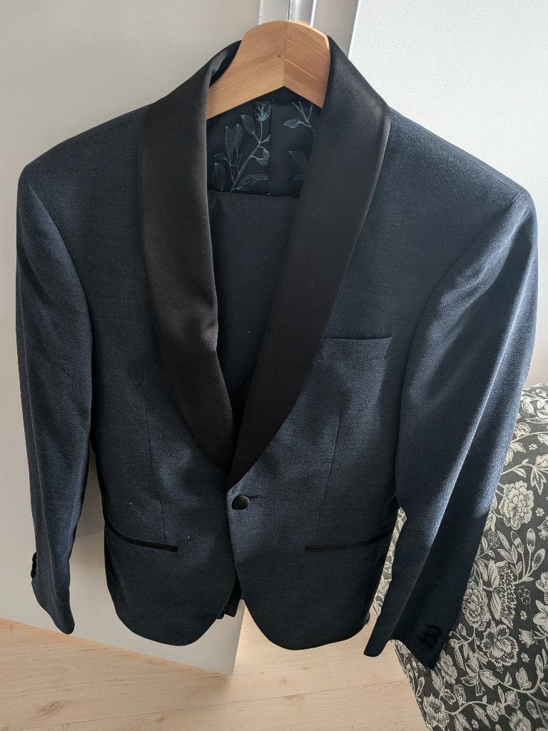 Kostuum maat 42, Ophalen of Verzenden, Zo goed als nieuw, Maat 46 (S) of kleiner, Blauw