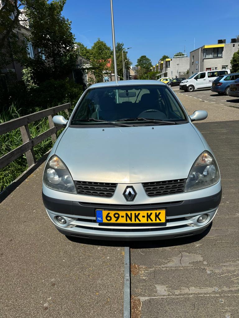 Renault Clio 1.4 16V RT 3DR 2005 2003 Grijs, Auto's, Renault, Particulier, Clio, Benzine, D, Hatchback, Handgeschakeld, Origineel Nederlands