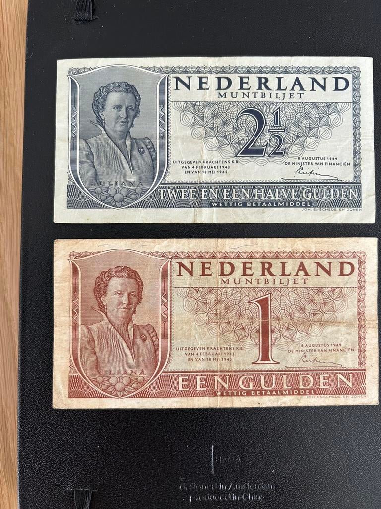 Bankbiljetten. 1 x 1 Gulden 1949. 1x 2,5 Gulden 1949, Ophalen of Verzenden, 2½ gulden, Los biljet