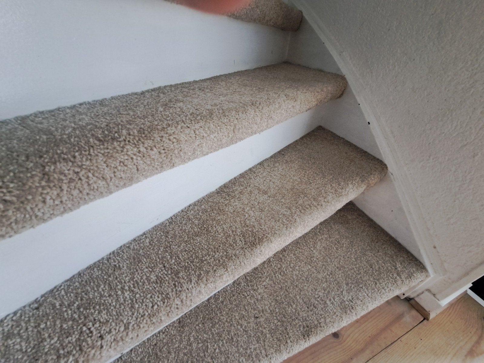 Tapijt voor trap - Beige, nieuw!, Ophalen, Modern, Comfortabel, 100 tot 150 cm, Beige