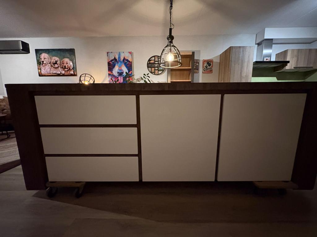Henders & Hazel Dressoir Kast (HH 22) - 220x45x80 cm, Ophalen, Gebruikt, Met deur(en), 200 cm of meer