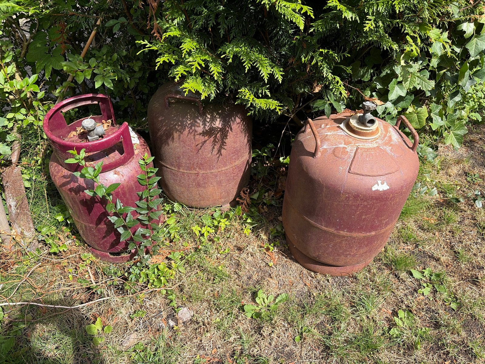 Oude gasflessen - decoratie of schroot, Ophalen, Gebruikt