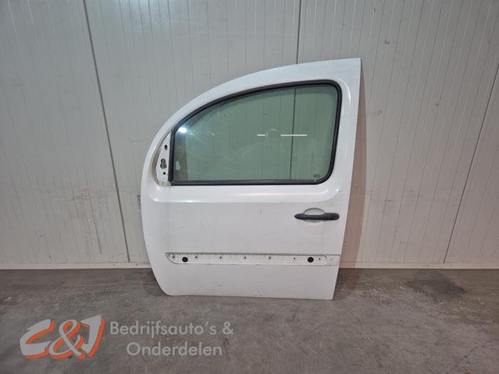 Portier 4Deurs links-voor van een Renault Kangoo (0389), Gebruikt, -, -, Ophalen of Verzenden