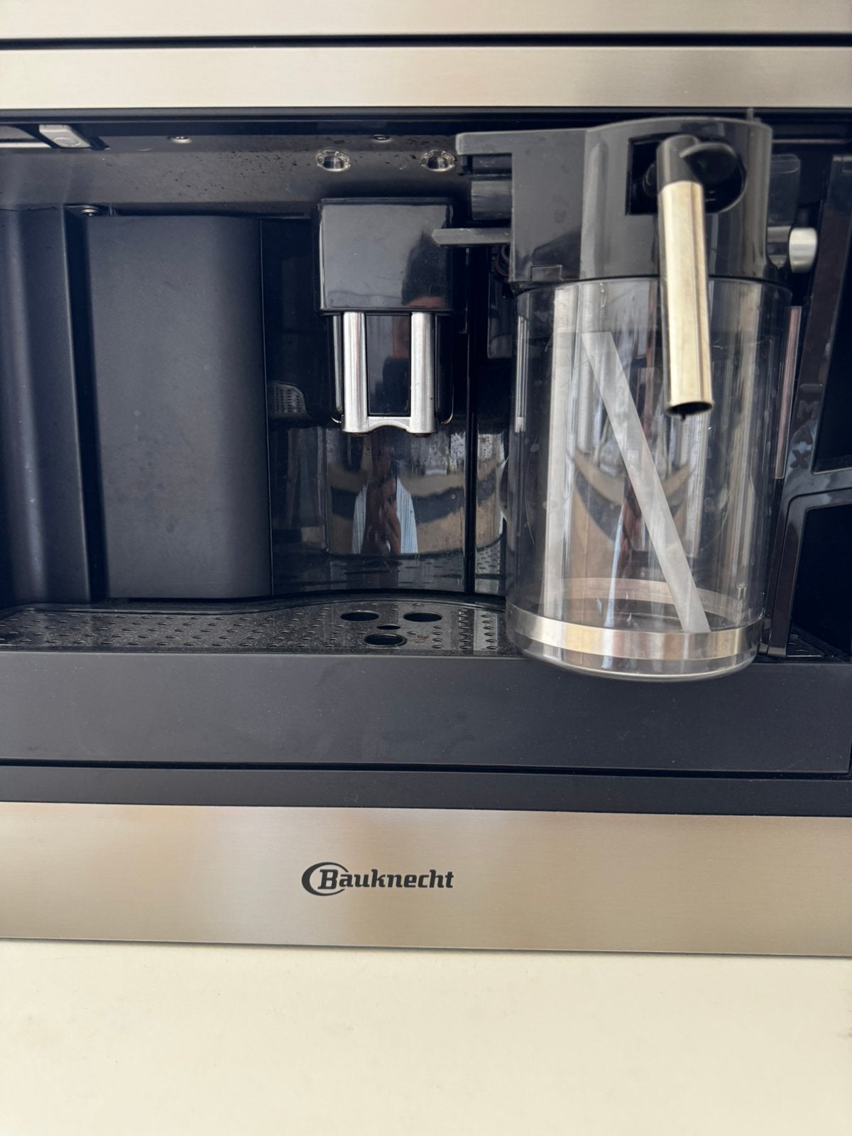 Koffie zet apparaat inbouw, Afneembaar waterreservoir, Koffiemachine, Zo goed als nieuw, 1 kopje