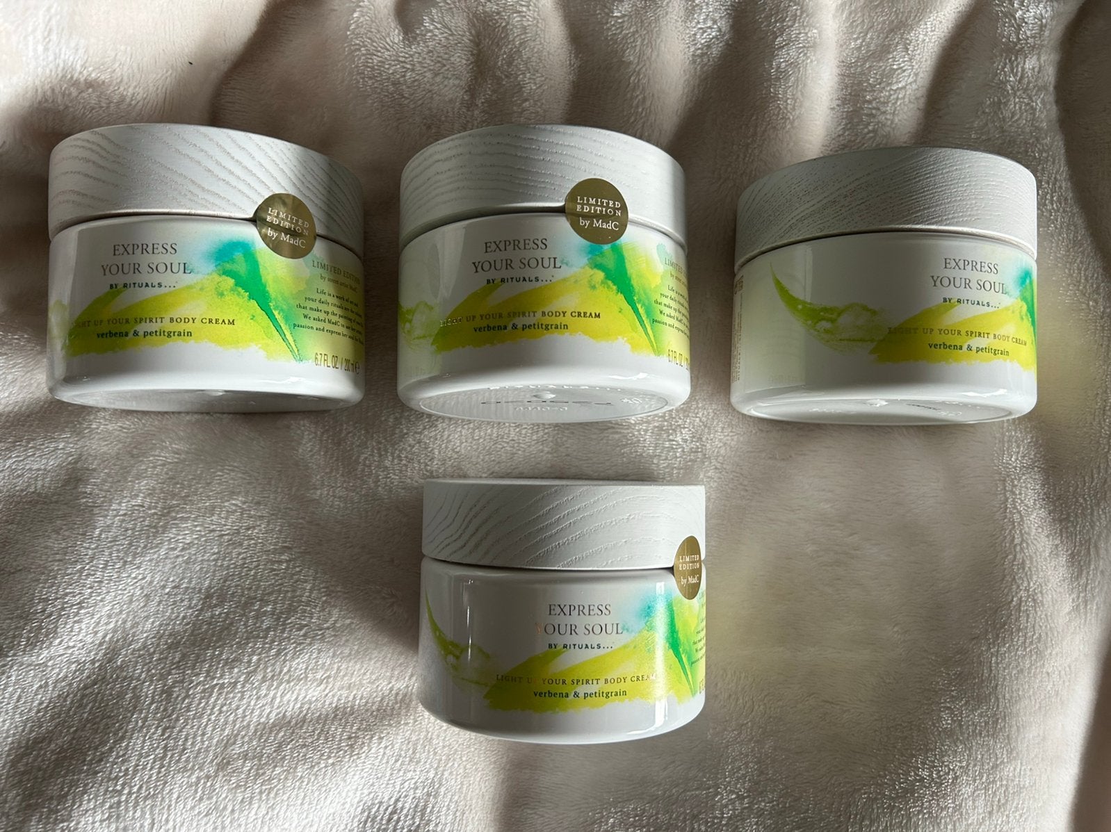 Rituals Express Your Soul bodycreme 4 stuks, Sieraden, Tassen en Uiterlijk, Uiterlijk | Lichaamsverzorging, Ophalen of Verzenden
