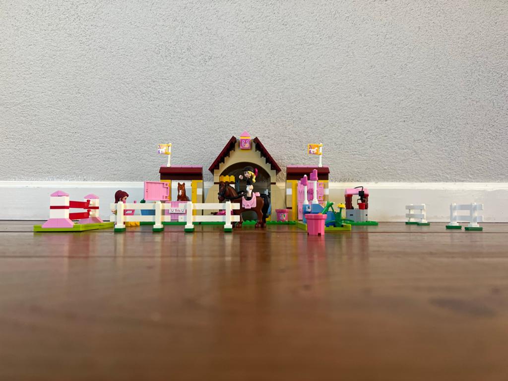 LEGO Friends Heartlake Paardenstal 3189, Gebruikt, Lego, Friends, Ophalen of Verzenden