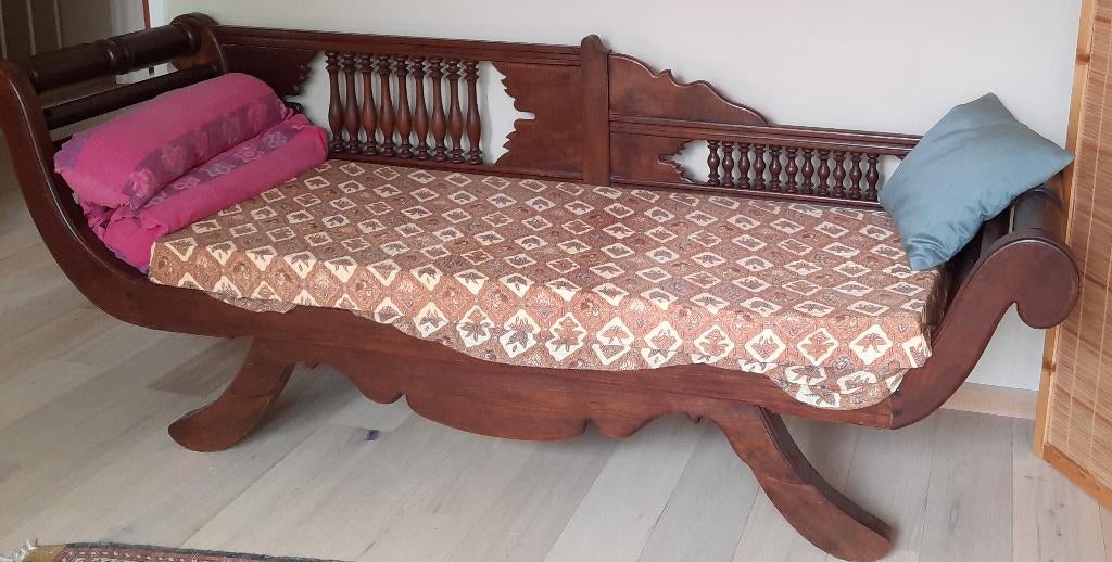 Thaise houten lounge bank, Antiek en Kunst, Antiek | Meubels | Stoelen en Banken, Ophalen
