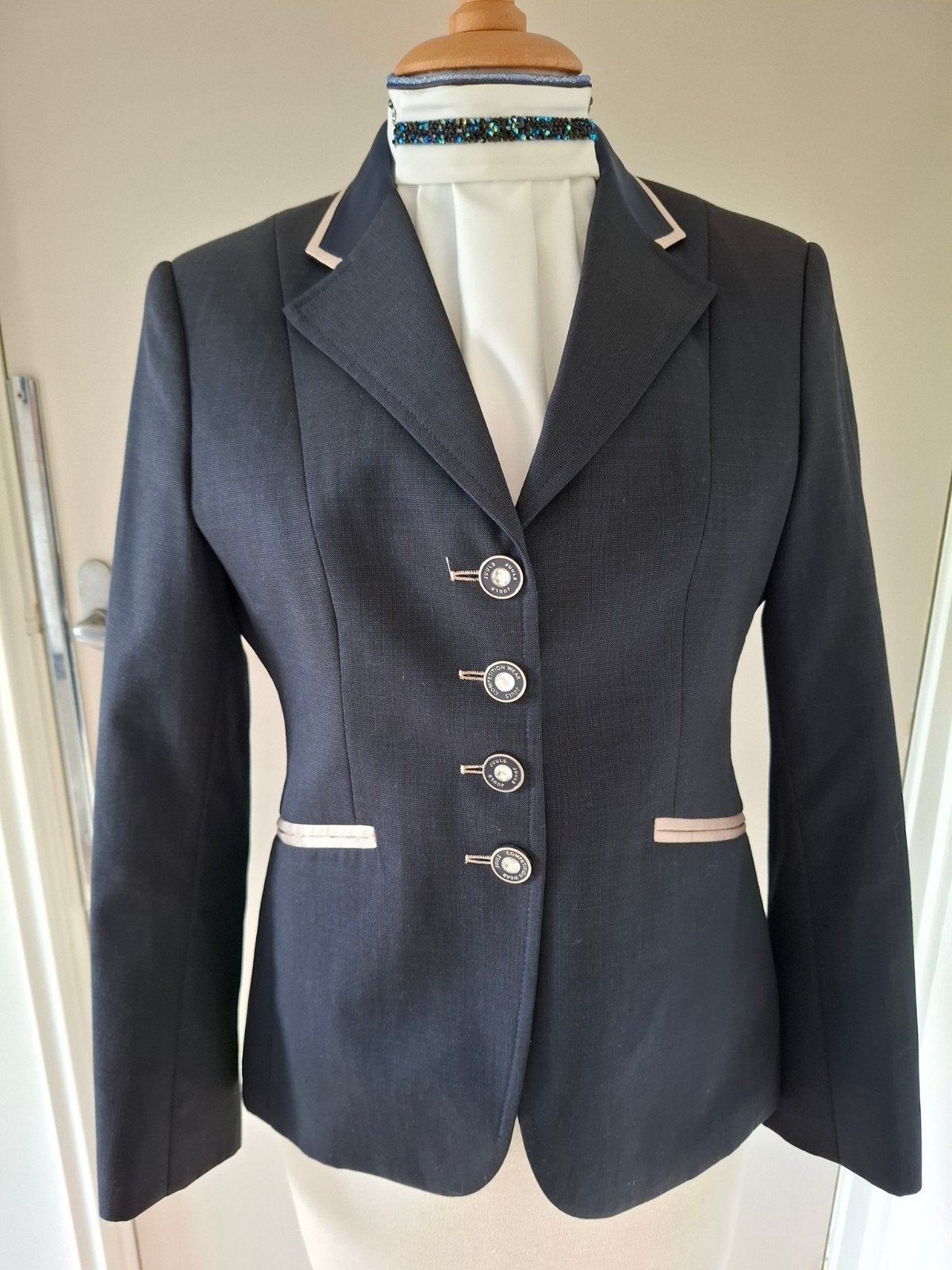 Juuls dressuurjasje mt XS. Of mt 176., Ophalen of Verzenden, Zo goed als nieuw, Dressuur, Bovenkleding