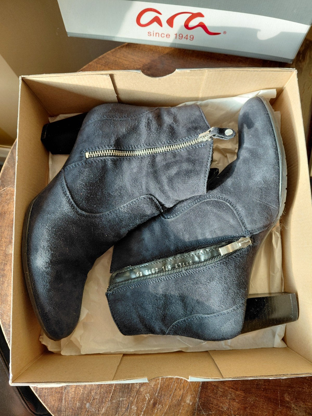 Donkerblauwe suede enkellaarsjes van Ara, Blauw, Lage of Enkellaarzen, Ophalen of Verzenden, Ara