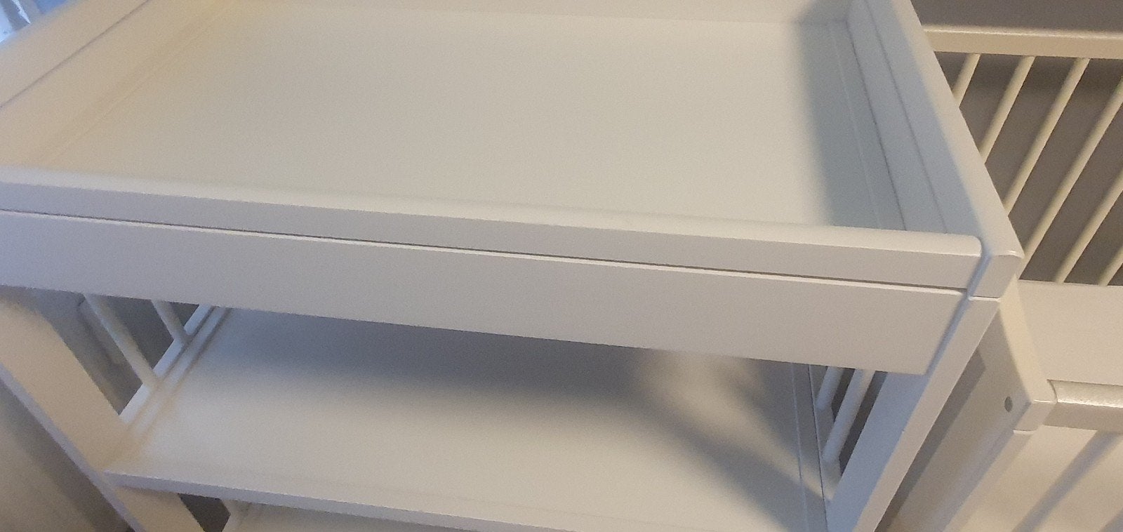 Ikea GULLIVER Commode wit - Zo goed als nieuw + GRATIS bed, 50 tot 70 cm, Ophalen of Verzenden, Zo goed als nieuw, 75 tot 100 cm
