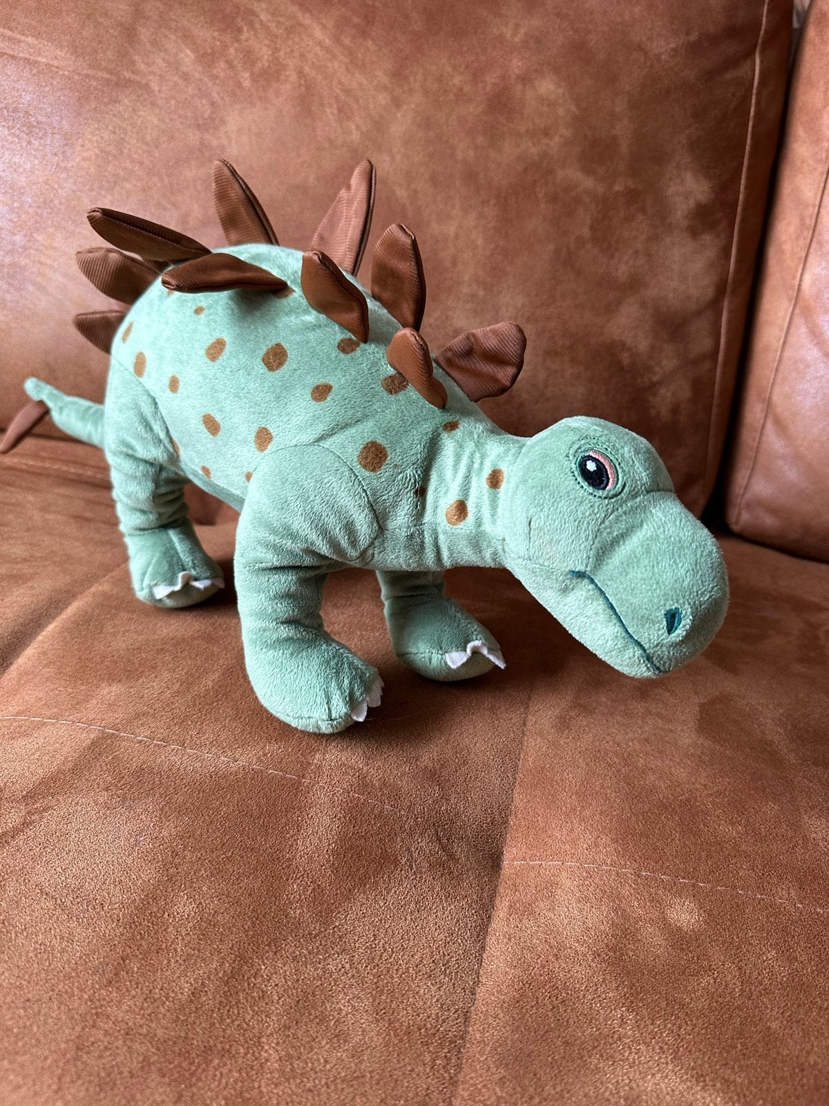 IKEA JÄTTELIK Stegosaurus knuffel, Groen, Ophalen of Verzenden, Zo goed als nieuw, Middelgroot (20 tot 80 cm)