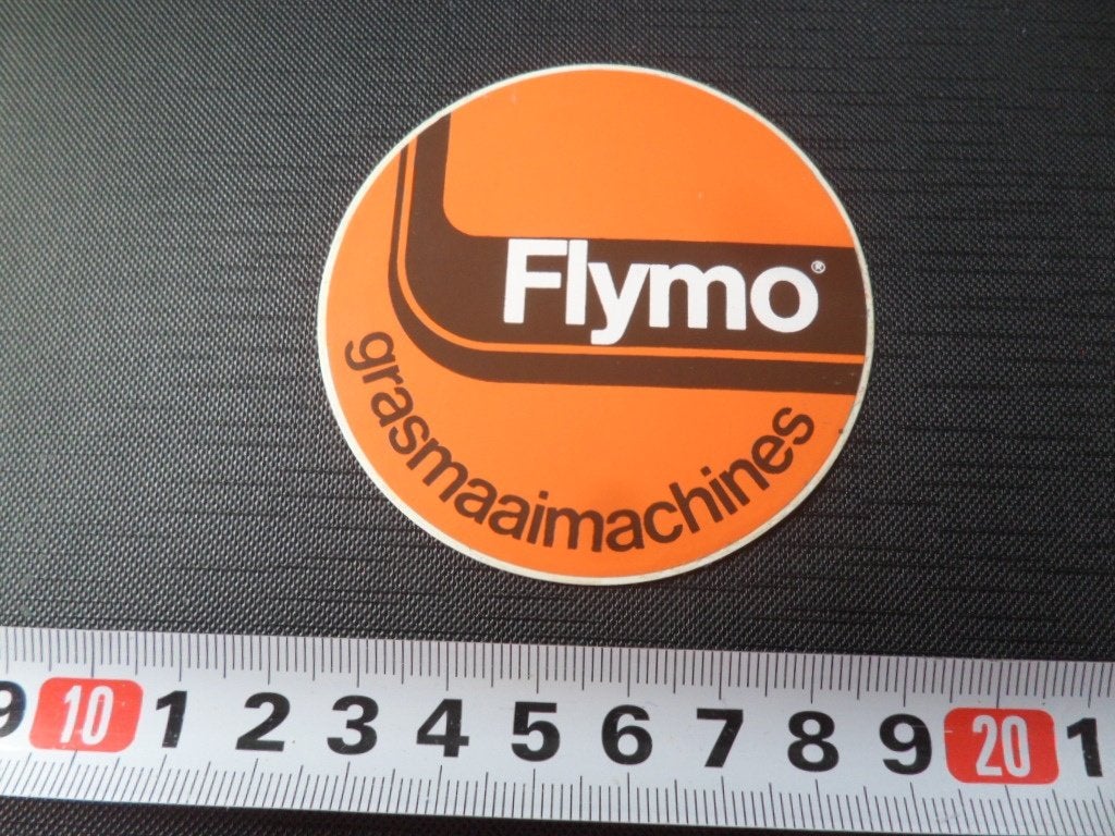 sticker FLYMO Grasmaaimachines *, Ophalen of Verzenden, Zo goed als nieuw