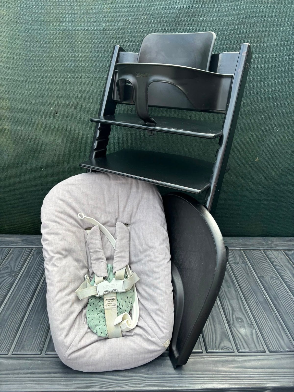 Tripp Trapp zwart Stokke, newbornset, babyset. Trip Trap, Ophalen, Zo goed als nieuw, Meegroeistoel