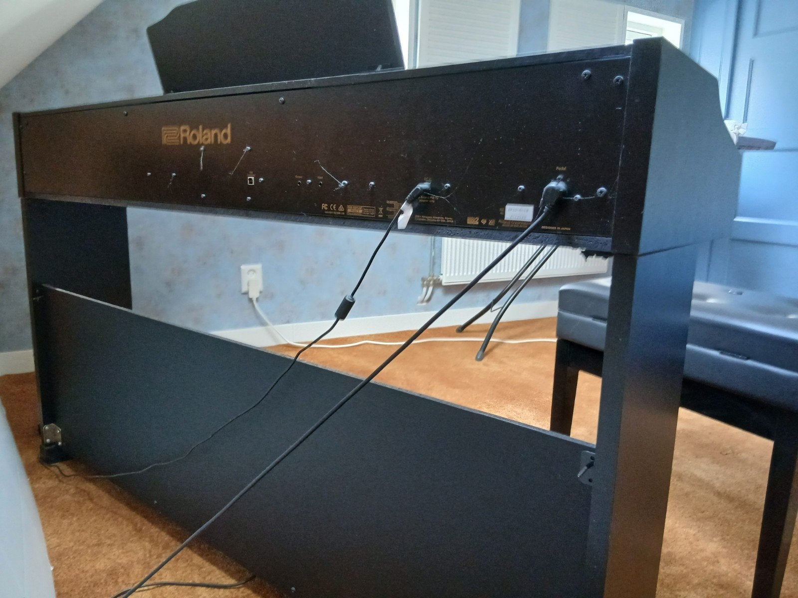 Zwarte digitale  piano Roland RP501R inclusief piano kruk, Muziek en Instrumenten, Ophalen, Gebruikt, Zwart