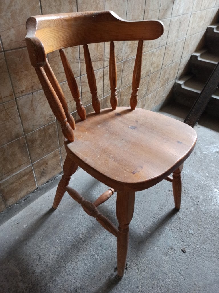 Houten stoel, Ophalen, Gebruikt, Oude boeren keuken, Bruin