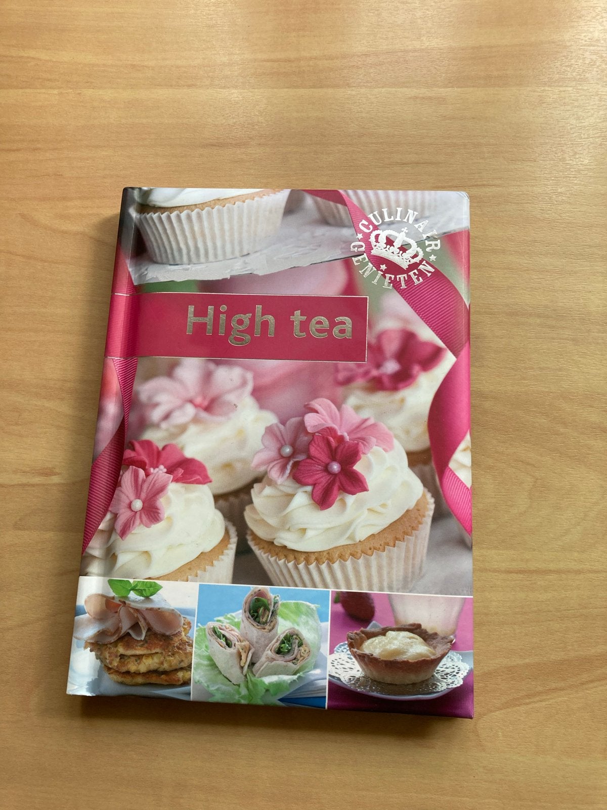 Culinair Genieten: High Tea Receptenboek, Boeken, Kookboeken, Ophalen of Verzenden, Zo goed als nieuw, Overige gebieden, Voorgerechten en Soepen