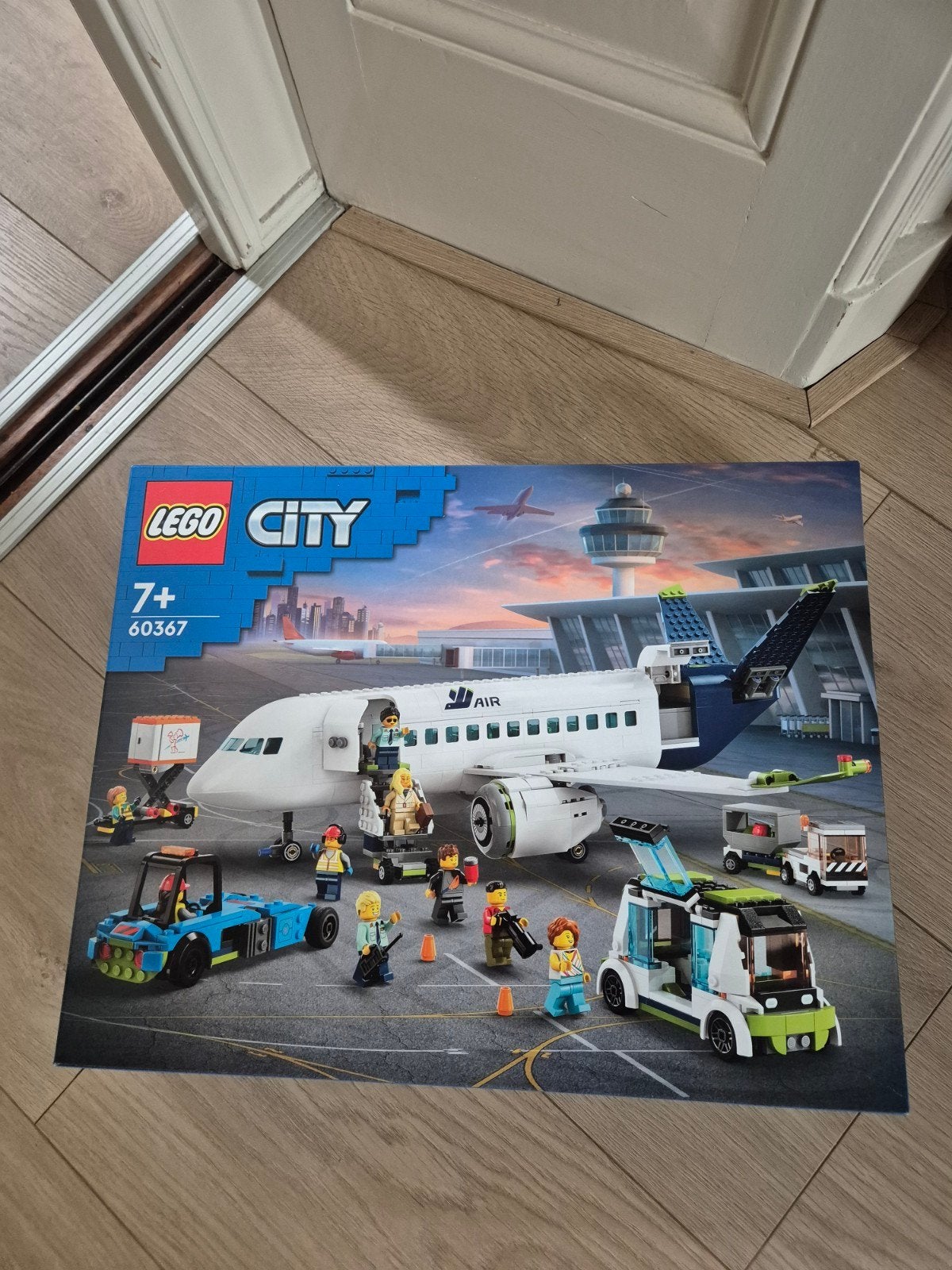 NIEUW LEGO City Passagiersvluegtuig - 60367, Ophalen, City, Lego, Nieuw