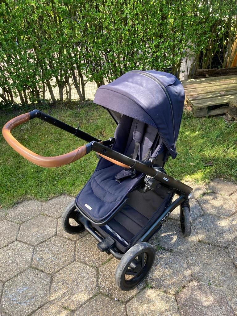Mutsy ICON kinderwagen - Stijlvol en Compleet, Gebruikt, Verstelbare duwstang, Mutsy, Ophalen