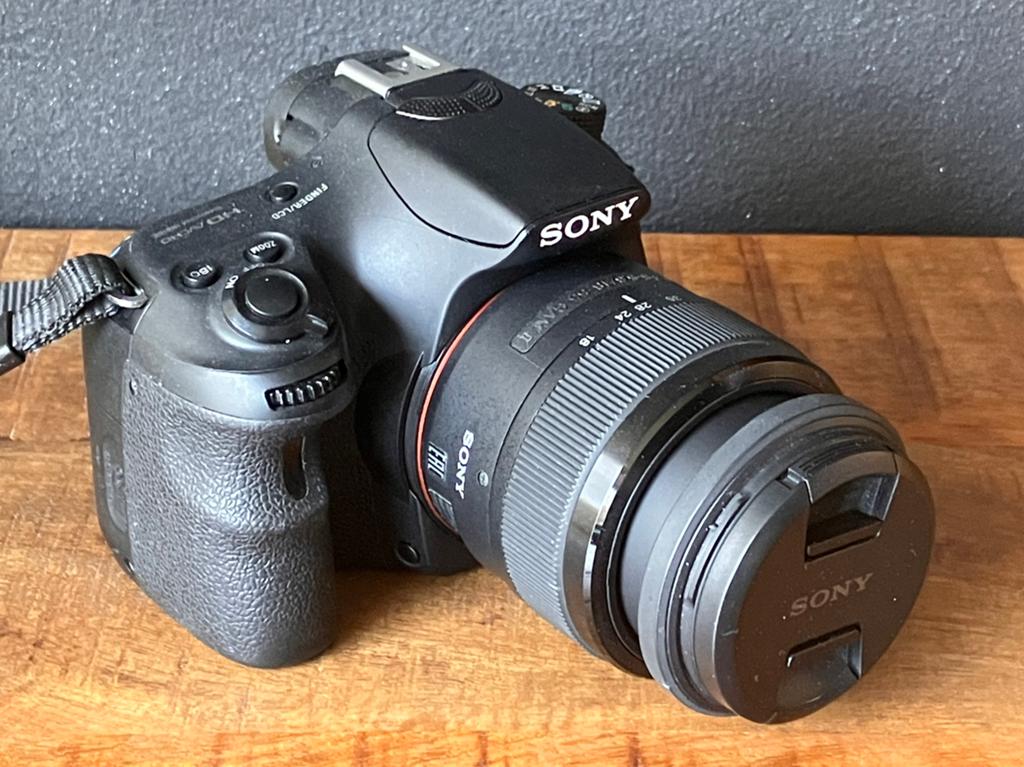 Sony A58 digitale spiegelreflexcamera., Ophalen of Verzenden, Zo goed als nieuw, Sony