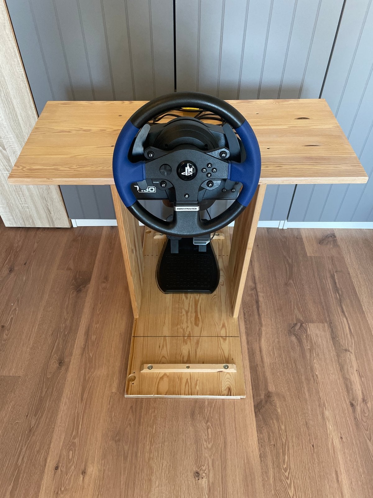 Thrustmaster T150 racestuur met houten frame, Spelcomputers en Games, Racestuur, Gebruikt, Force feedback, Thrustmaster