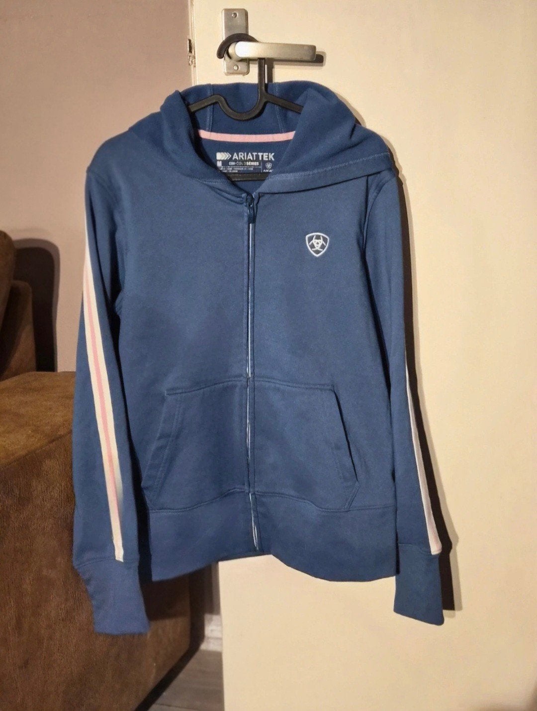 NIEUW Ariat Ariat paardrij Fleece vest, maat L
Maat: L, Dieren en Toebehoren, Blauw, L, Ritssluiting, Nieuw
