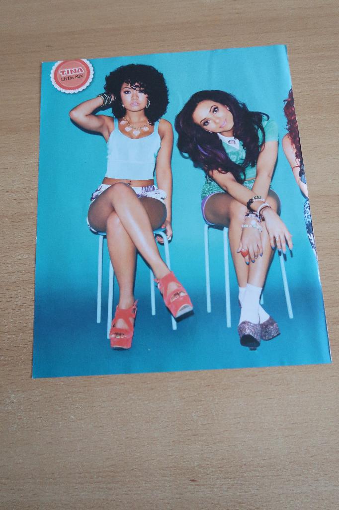 Little Mix poster, Verzamelen, Ophalen of Verzenden, Zo goed als nieuw, Poster, Artwork of Schilderij