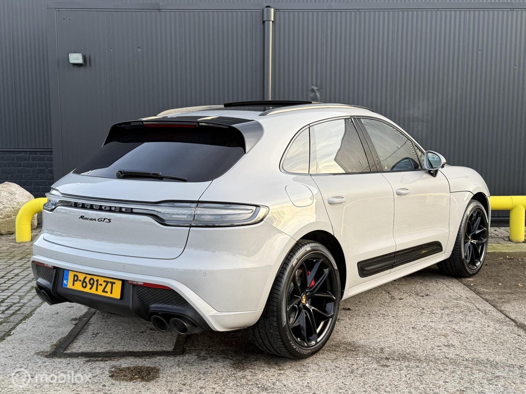 Foto 3 van Porsche Macan 2.9 GTS | Sport Chrono | Pano | Luchtvering