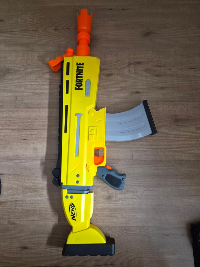 NERF Fortnite AR-L gemotoriseerde blaster, Ophalen of Verzenden, Zo goed als nieuw, Jongen of Meisje