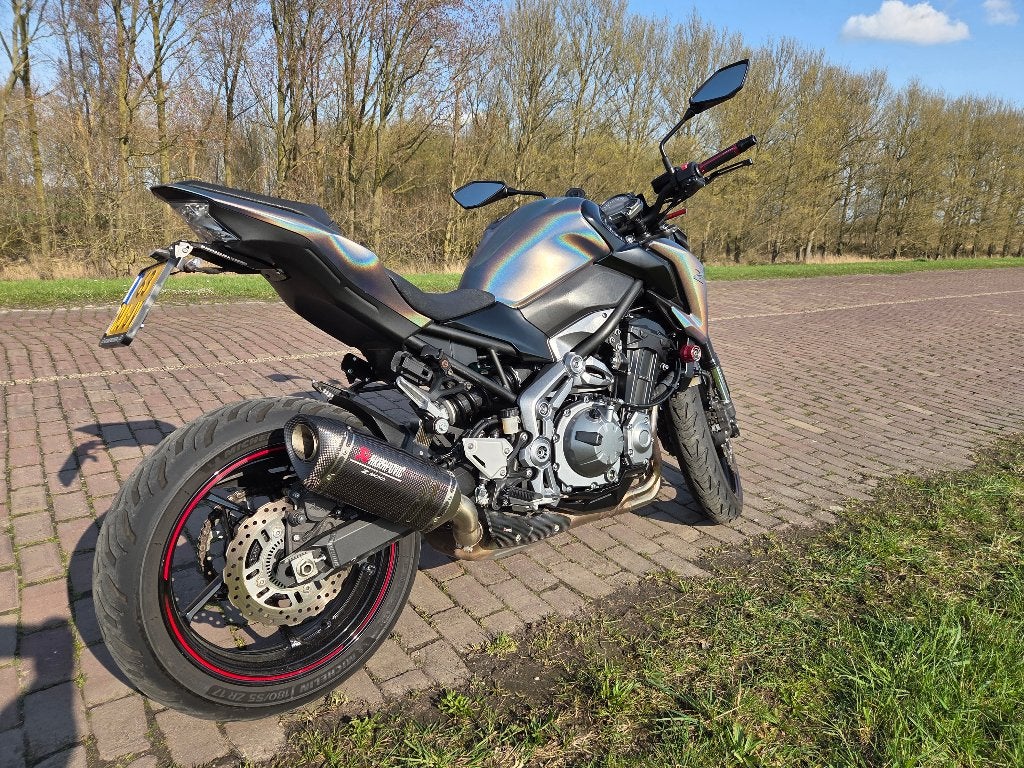 Mooie Kawasaki Z900 - 2018 (Satin Flip psychedelic wrap), Sportuitlaat, 4 cilinders, Motorrijbewijs A, 948 cc