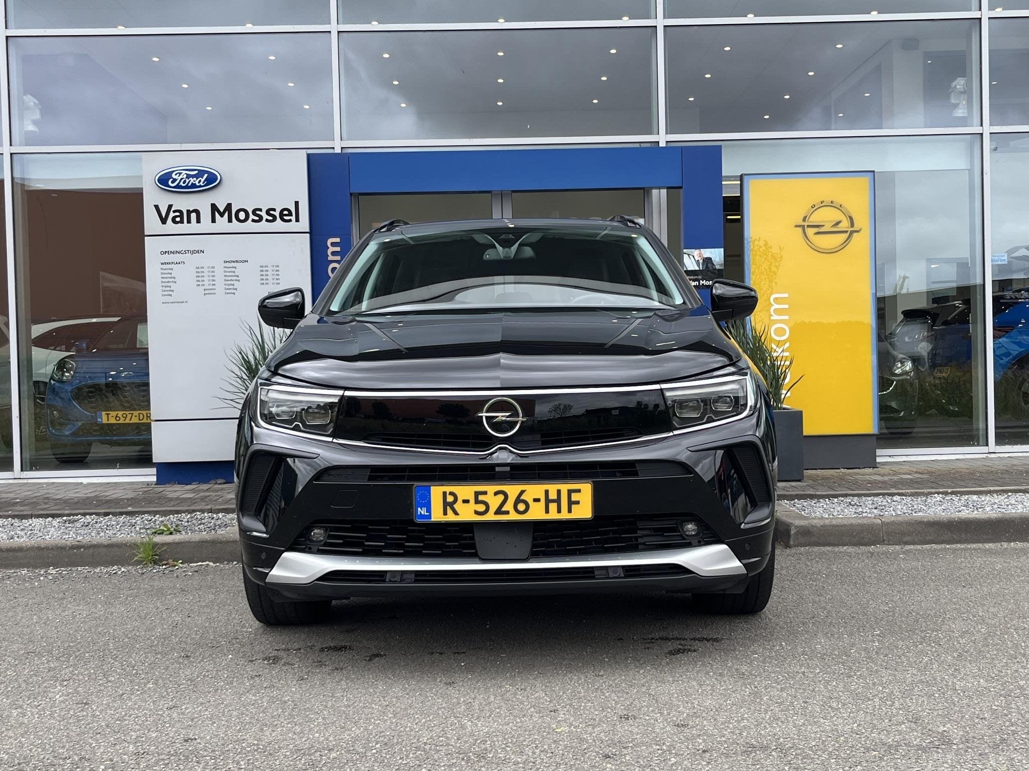 Opel Grandland 1.2 Turbo Business Elegance | Climate Control, 12 maanden, Gebruikt, 1199 cc, Leder en Stof