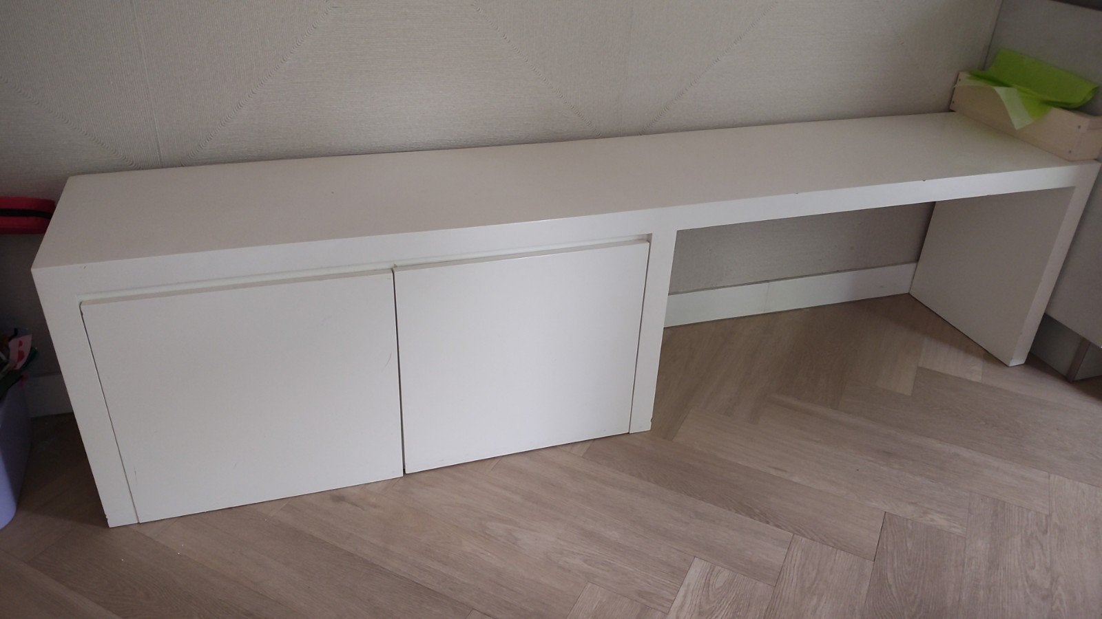 tv meubel / kinderbureau, Huis en Inrichting, Bureaus, Ophalen