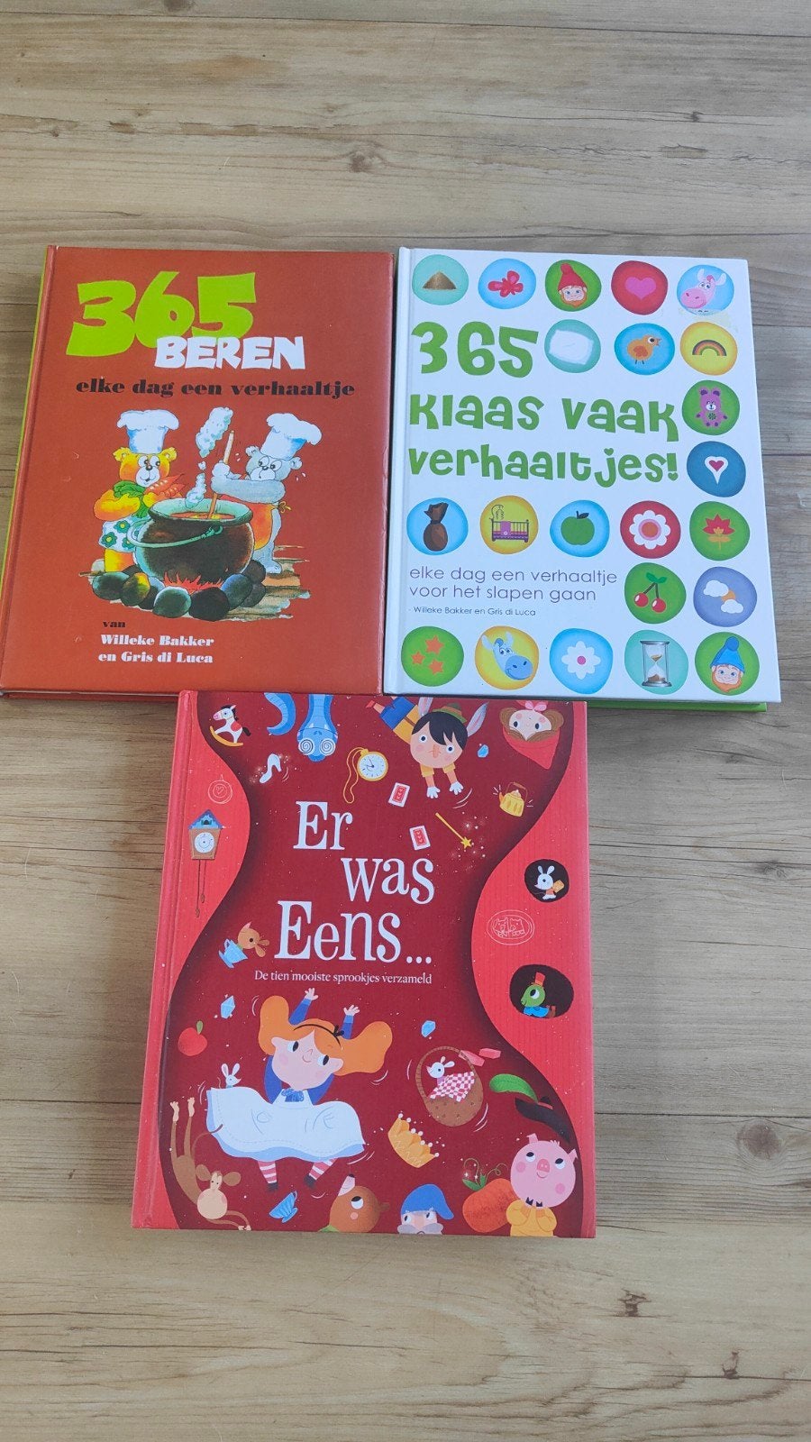 Dikke voorleesboeken : 365 Beren, Klaas Vaak, Er was Eens, Ophalen of Verzenden, Gelezen, Willeke Bakker en Gris di Luca (voor twee boeken)